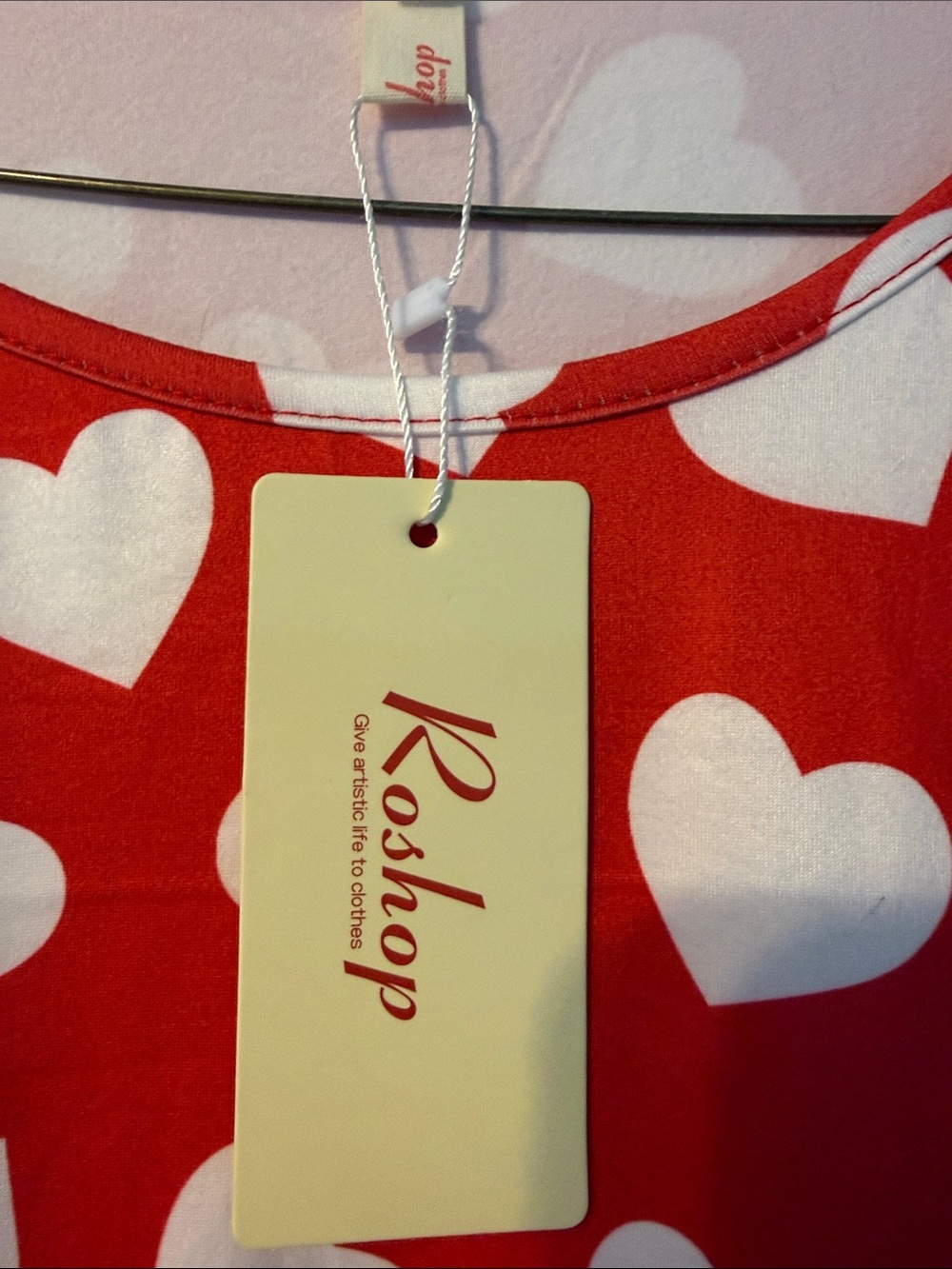 Red Heart-Print Ruffle Sleeve Tunic Top - Picture 6 of 6